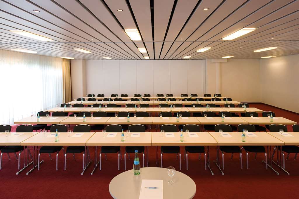 Nh Berlin Potsdam Conference Center Otel Kleinmachnow Konforlar fotoğraf